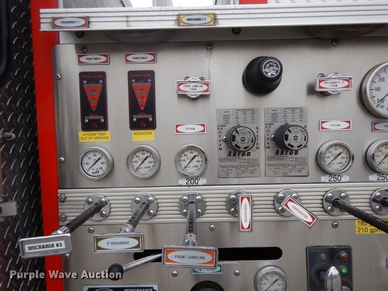 image for item ER9978 2000 Emergency One pumper fire truck