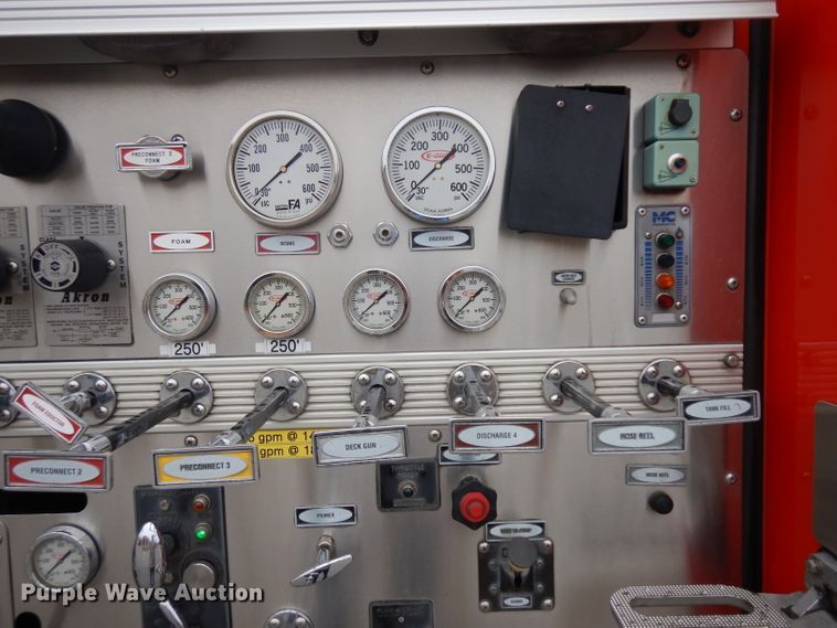 image for item ER9978 2000 Emergency One pumper fire truck