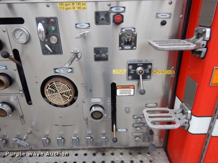 image for item ER9978 2000 Emergency One pumper fire truck