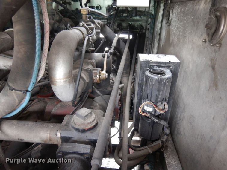 image for item ER9978 2000 Emergency One pumper fire truck