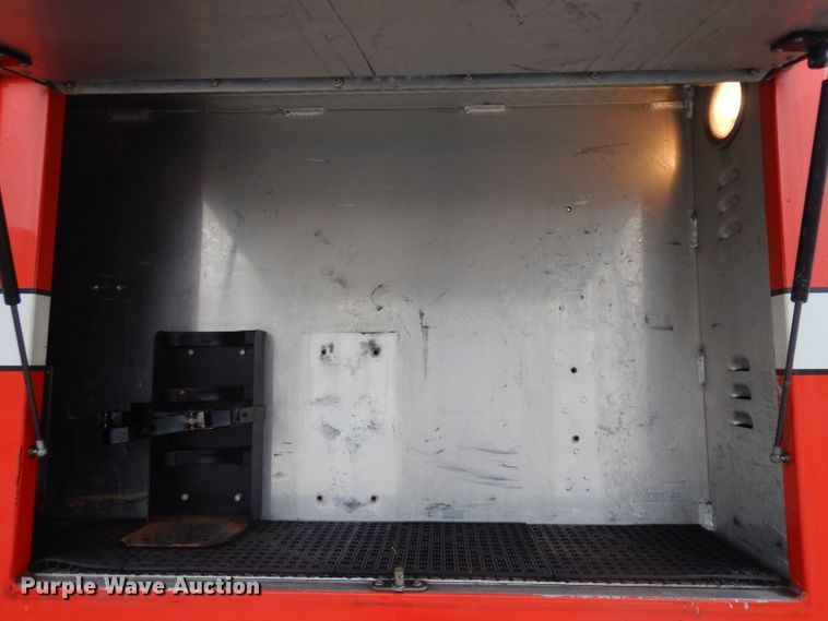 image for item ER9978 2000 Emergency One pumper fire truck