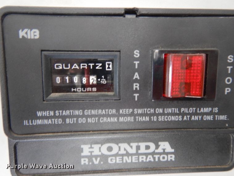 image for item ER9982 1999 Ford E450 Super Duty shuttle bus