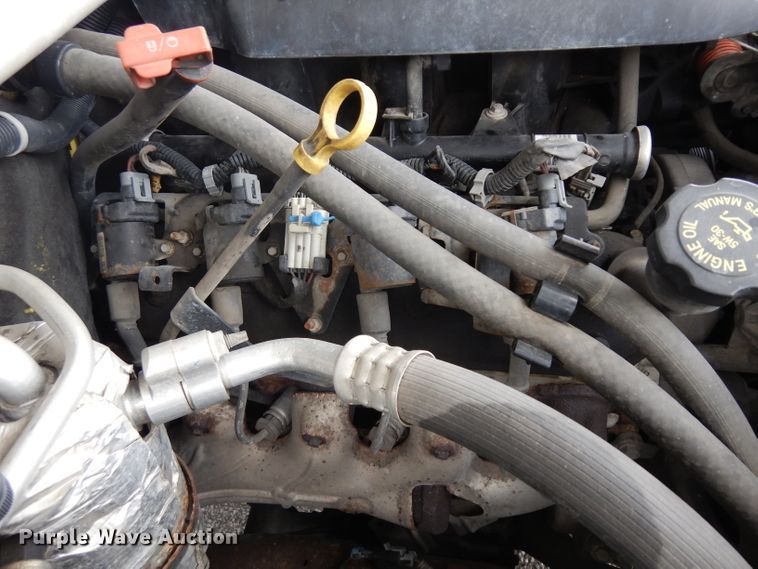 image for item ER9984 2002 Chevrolet Silverado 1500 pickup truck