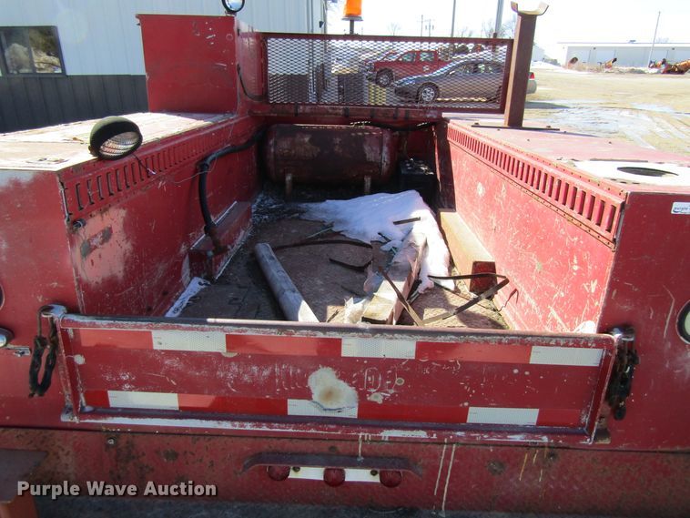 image for item FD9381 1999 Knapheide service bed