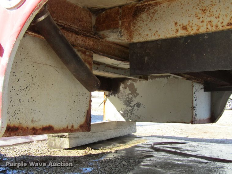 image for item FD9381 1999 Knapheide service bed