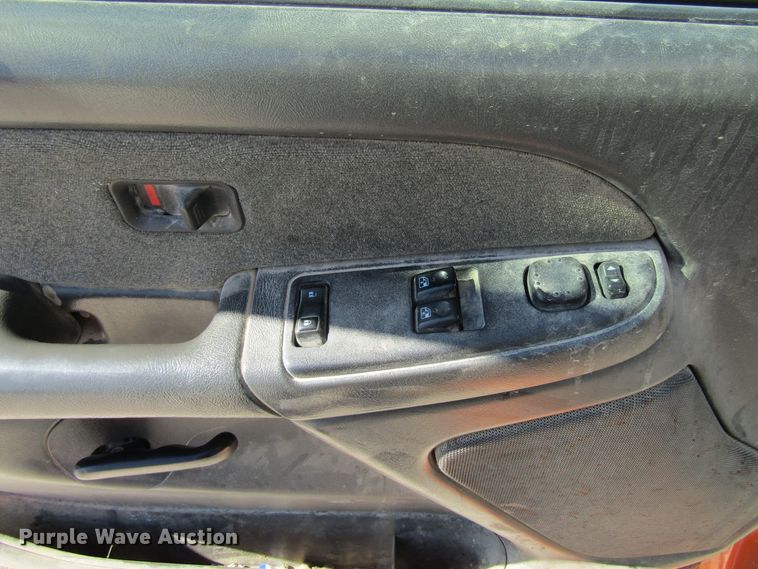 image for item FD9382 2003 Chevrolet Silverado 1500 pickup truck