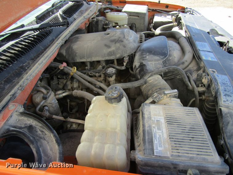 image for item FD9382 2003 Chevrolet Silverado 1500 pickup truck