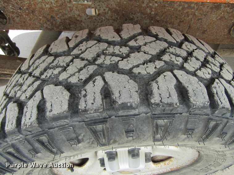 image for item FD9382 2003 Chevrolet Silverado 1500 pickup truck