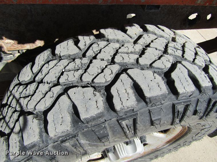 image for item FD9382 2003 Chevrolet Silverado 1500 pickup truck