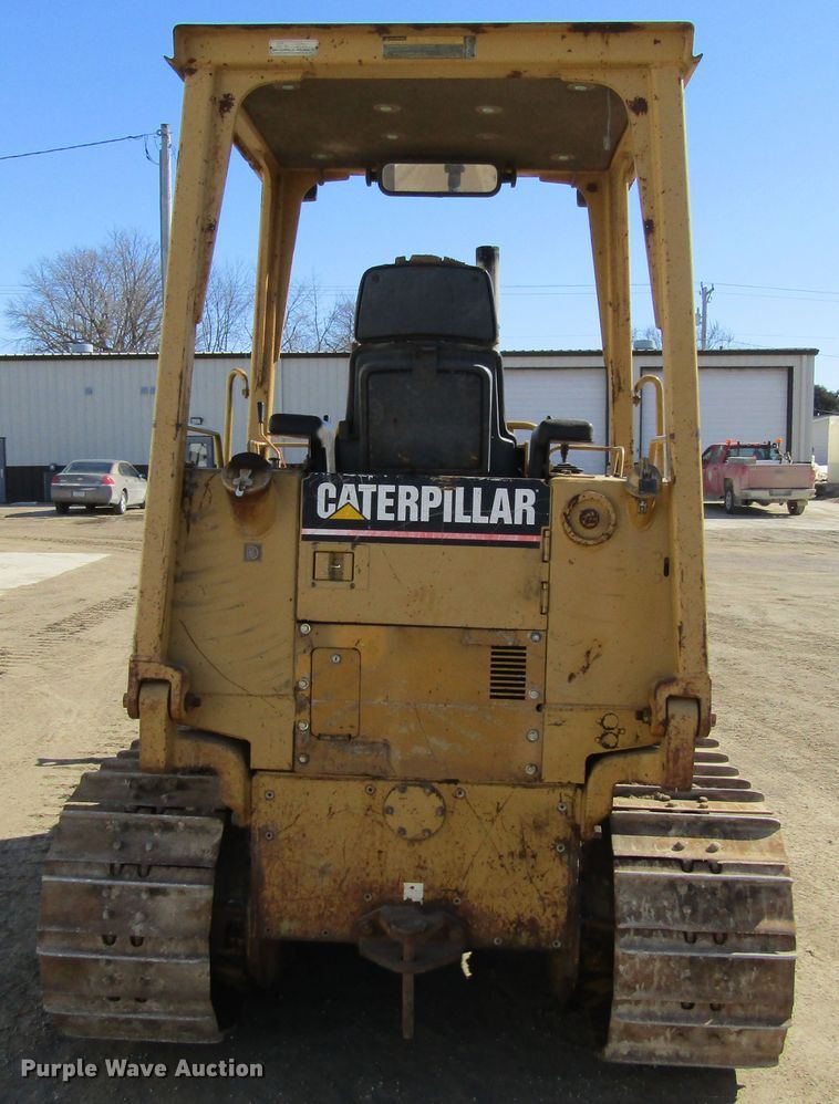 image for item FD9383 1994 Caterpillar D4C Series III dozer