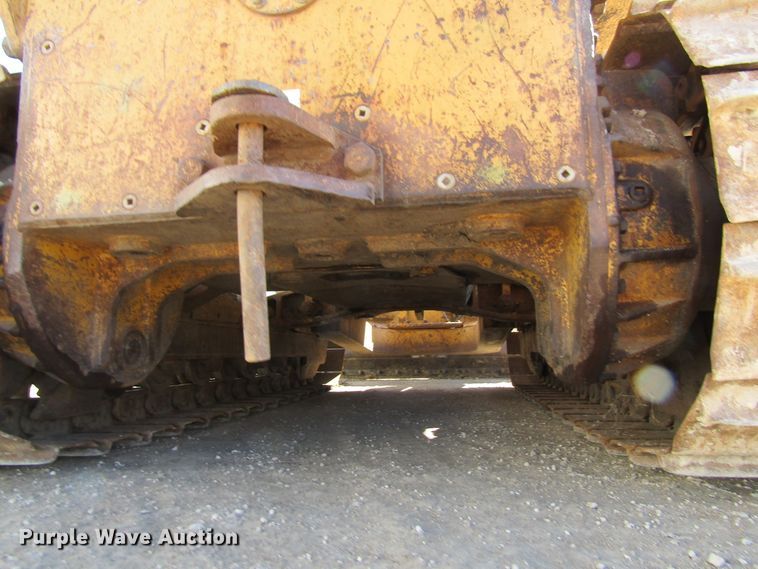 image for item FD9383 1994 Caterpillar D4C Series III dozer