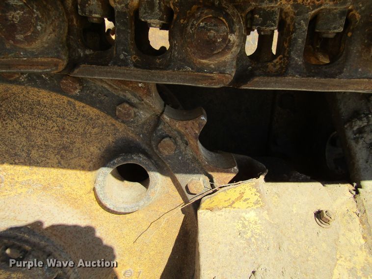 image for item FD9383 1994 Caterpillar D4C Series III dozer