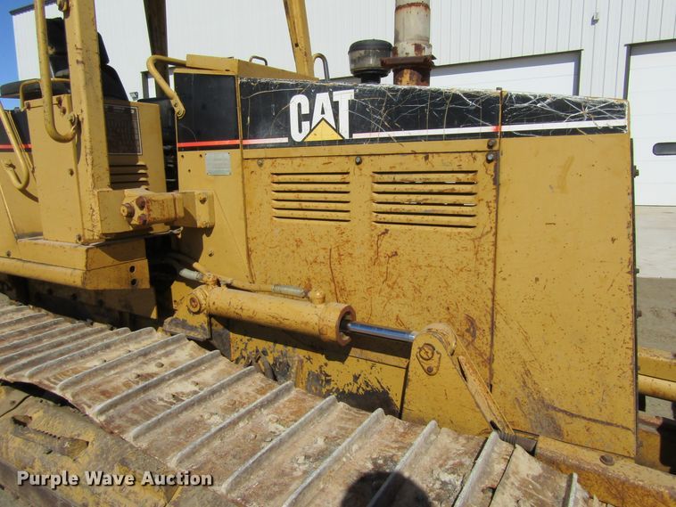 image for item FD9383 1994 Caterpillar D4C Series III dozer