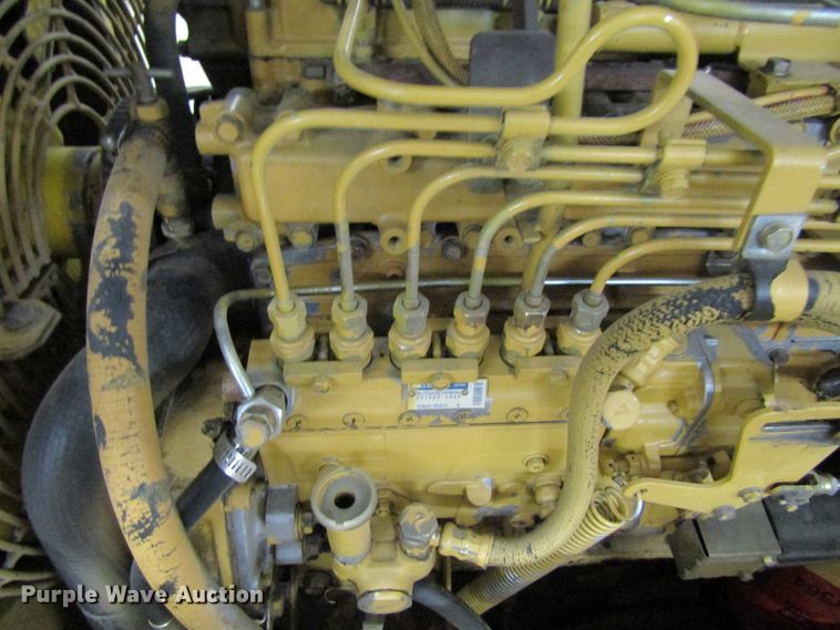 image for item FD9383 1994 Caterpillar D4C Series III dozer