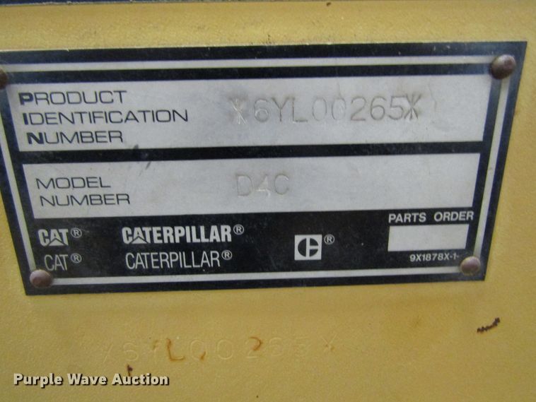 image for item FD9383 1994 Caterpillar D4C Series III dozer