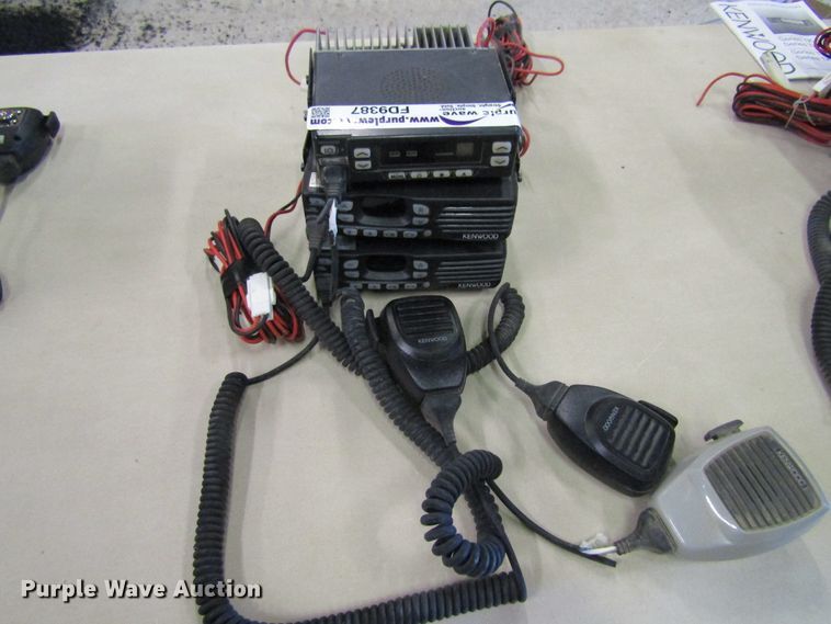 image for item FD9387 (3) two way radios