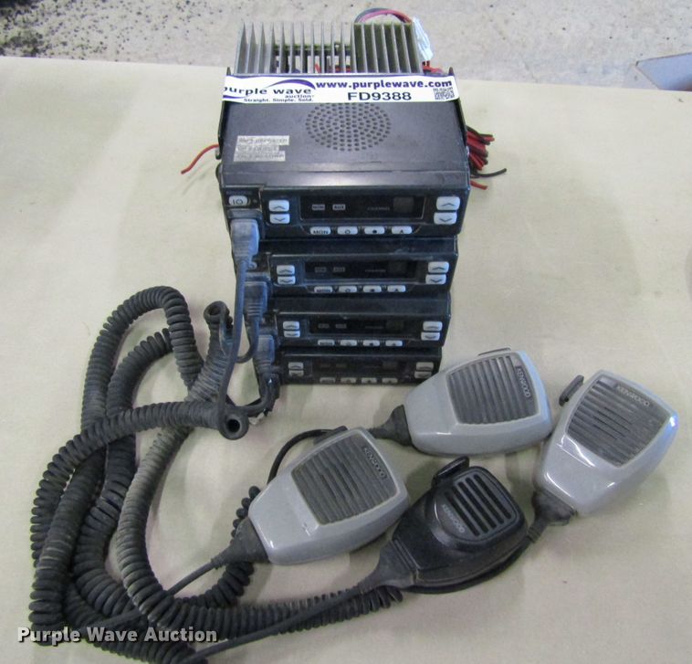 image for item FD9388 (4) Kenwood TK-762HG two way radios