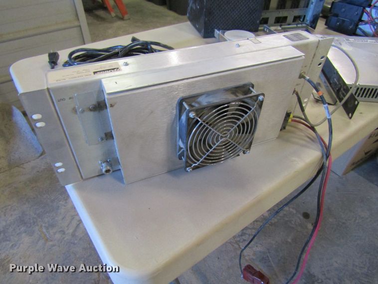 image for item FD9389 2011 Harris Corporation Mastr III radio repeater base station