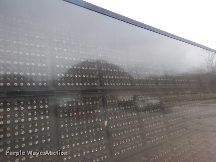 image for item FD9911 2005 VerMac message board trailer