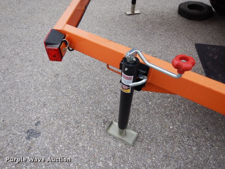 image for item FD9911 2005 VerMac message board trailer