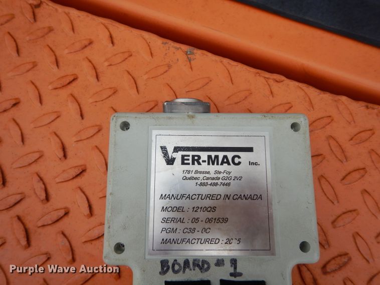 image for item FD9912 2005 VerMac message board trailer