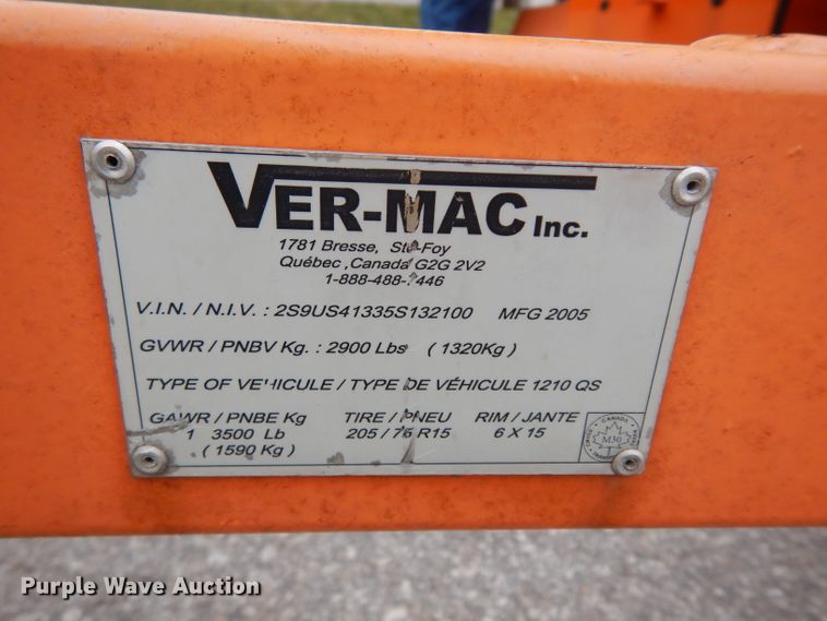 image for item FD9912 2005 VerMac message board trailer