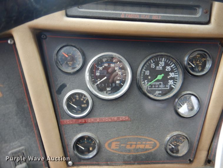 image for item FF9119 1989 Federal Motors pumper fire truck