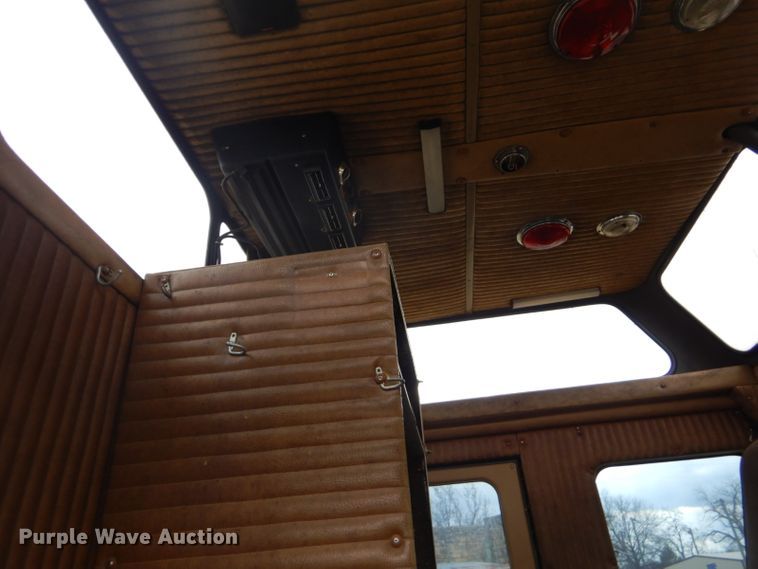 image for item FF9119 1989 Federal Motors pumper fire truck