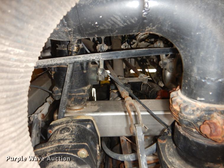 image for item FF9119 1989 Federal Motors pumper fire truck