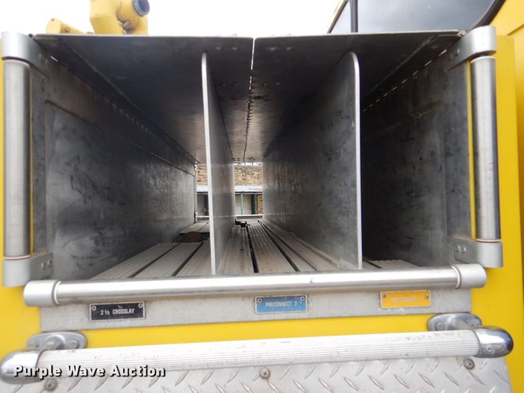 image for item FF9119 1989 Federal Motors pumper fire truck