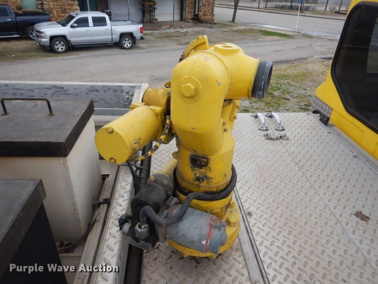 image for item FF9119 1989 Federal Motors pumper fire truck