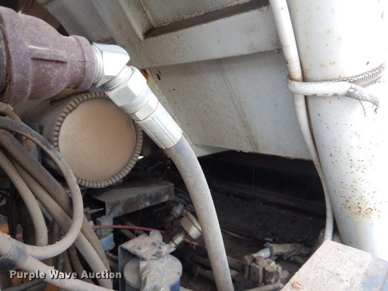 image for item FF9121 1992 Johnston Vanguard V3000SP street sweeper