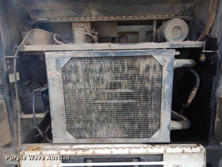 image for item FF9121 1992 Johnston Vanguard V3000SP street sweeper