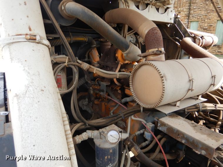 image for item FF9121 1992 Johnston Vanguard V3000SP street sweeper