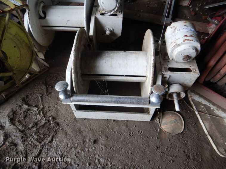 image for item FF9122 (3) hose reels