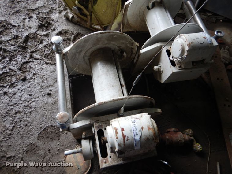 image for item FF9122 (3) hose reels