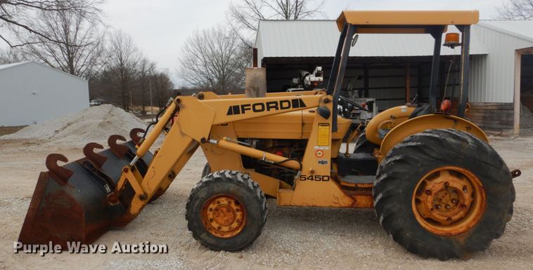 image for item GB9813 Ford 545D industrial tractor