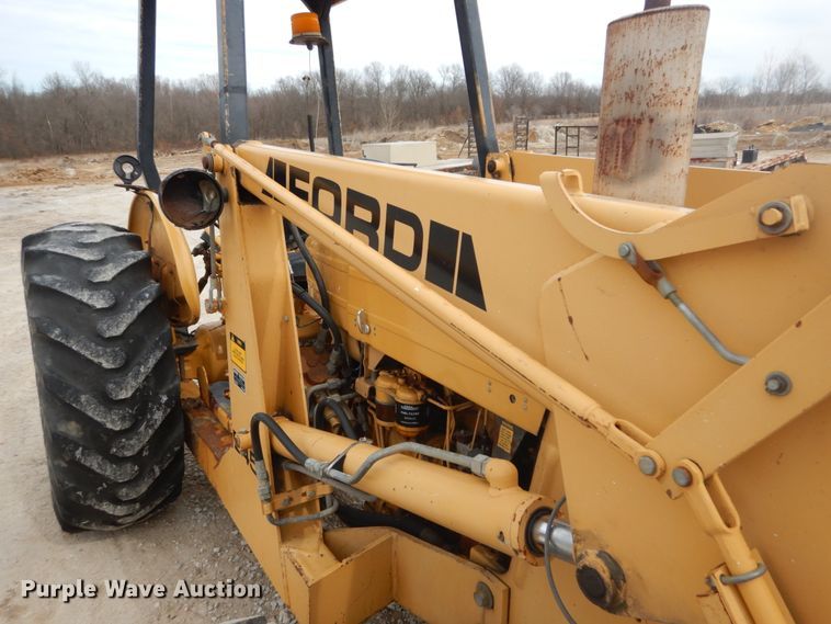 image for item GB9813 Ford 545D industrial tractor