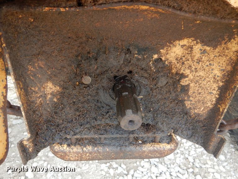 image for item GB9813 Ford 545D industrial tractor