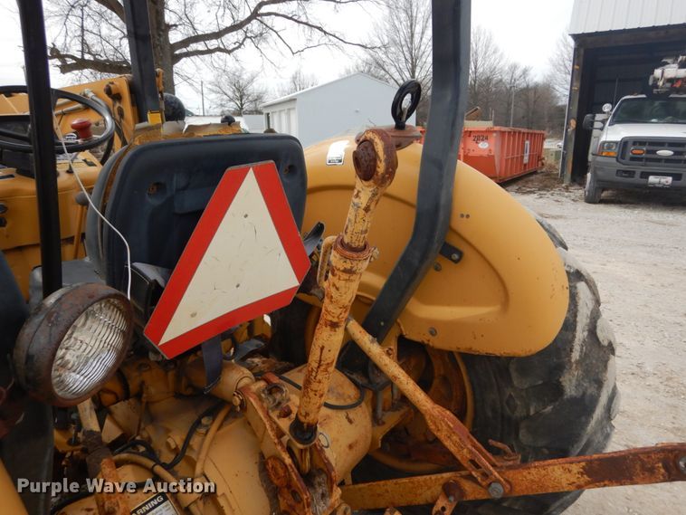 image for item GB9813 Ford 545D industrial tractor