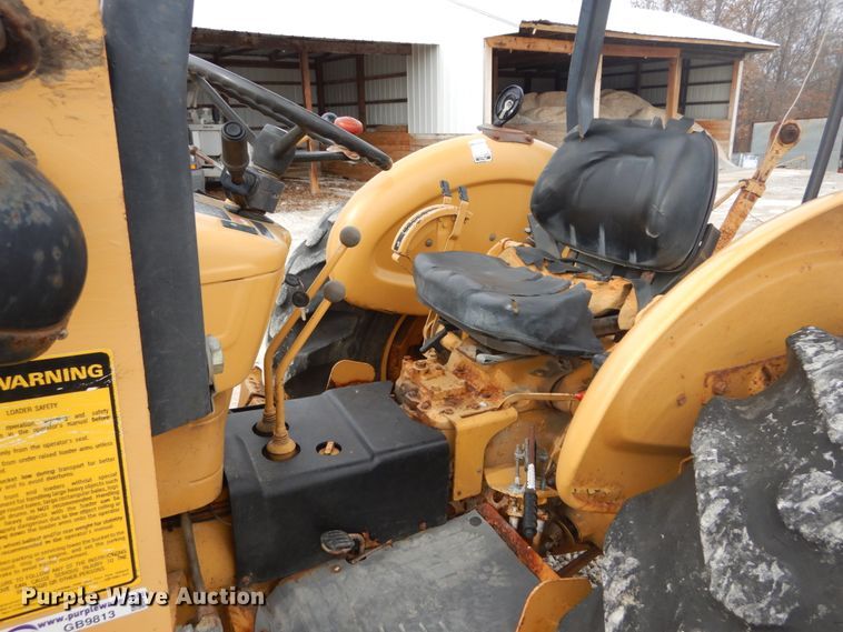 image for item GB9813 Ford 545D industrial tractor