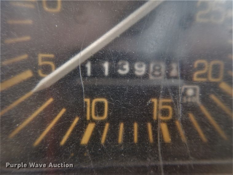 image for item GB9813 Ford 545D industrial tractor