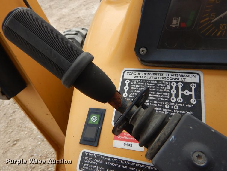 image for item GB9813 Ford 545D industrial tractor