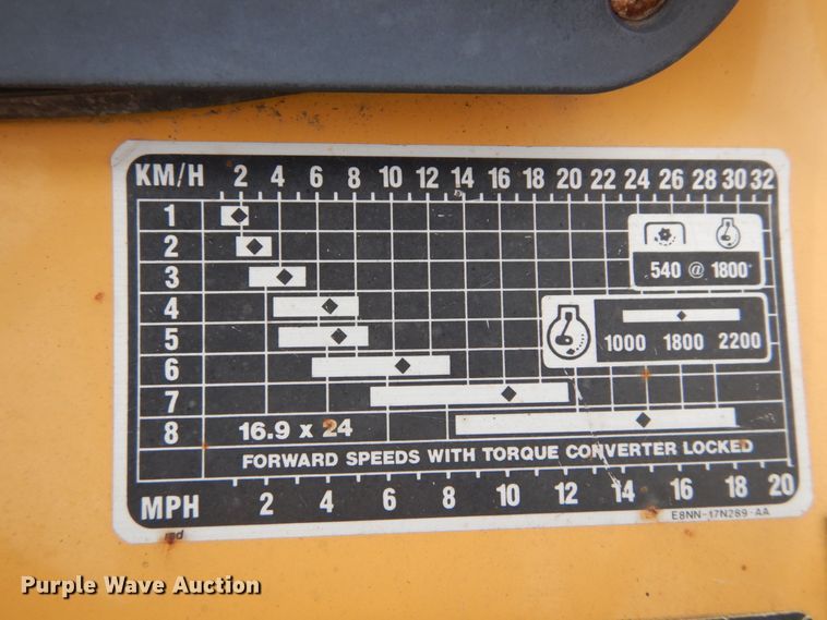 image for item GB9813 Ford 545D industrial tractor