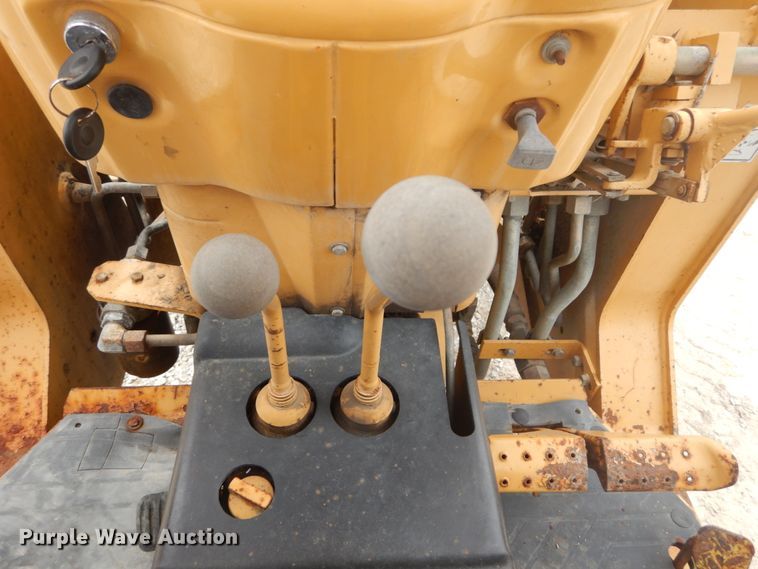 image for item GB9813 Ford 545D industrial tractor