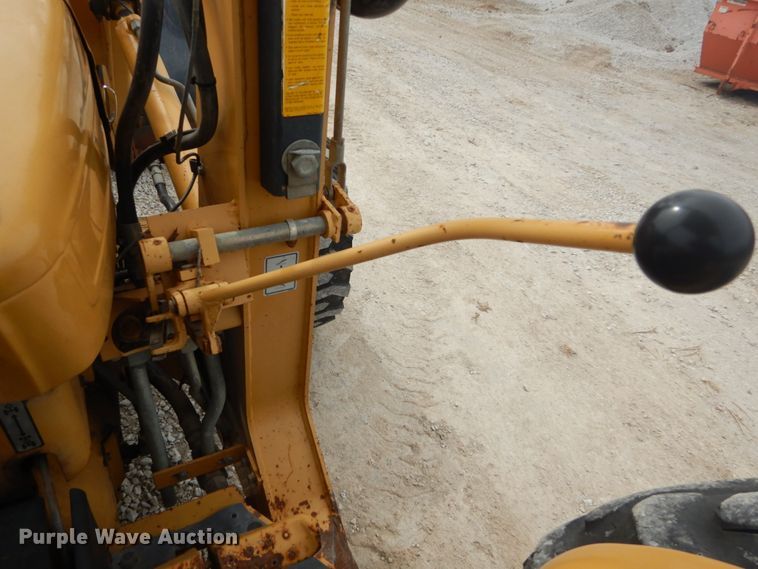 image for item GB9813 Ford 545D industrial tractor