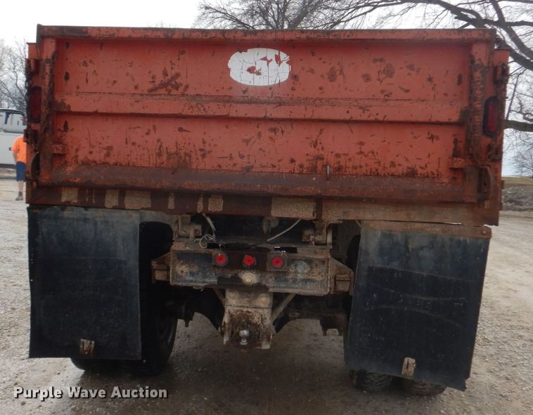 image for item GB9814 1988 Ford F800 dump truck