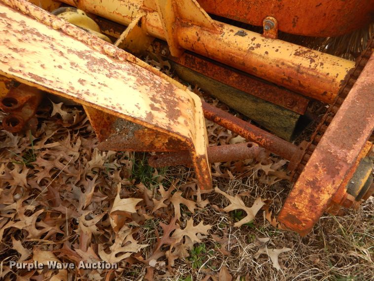 image for item GB9815 MB sweeper