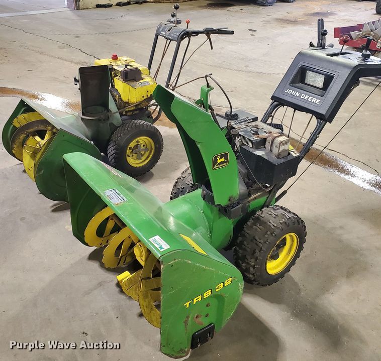 image for item GB9817 (2) John Deere snow blowers