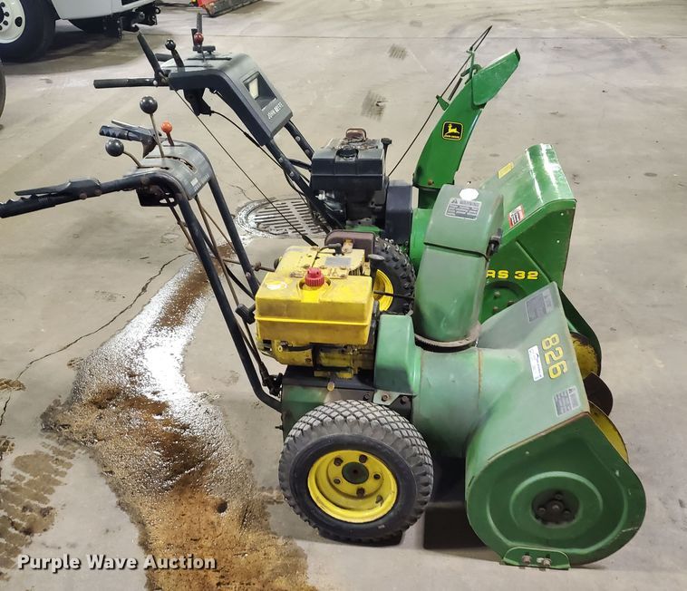image for item GB9817 (2) John Deere snow blowers